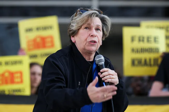 Unions sue Education Department over &lsquo;professional&rsquo; degree rule